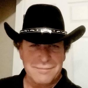 Meet your Posher, Gavin